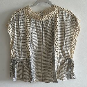 Top with cinched waist
